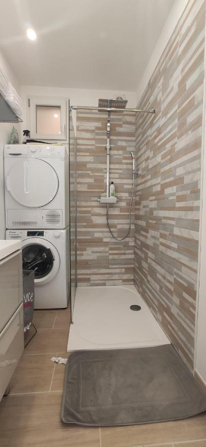 Joli Appartement Renove Avec Terrasse Brides-les-Bains Ngoại thất bức ảnh